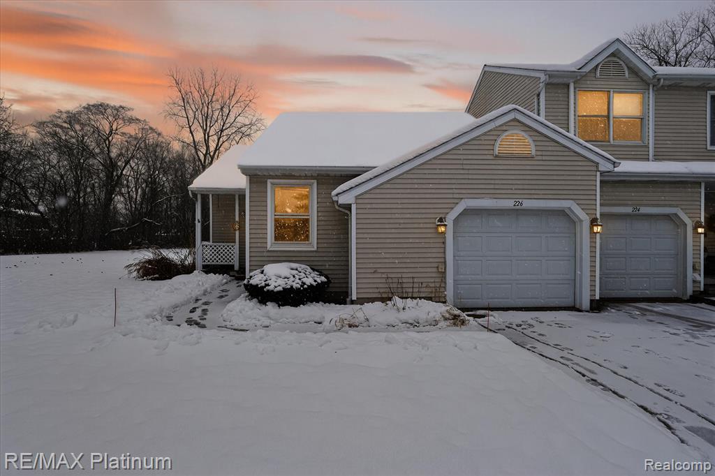 Meadow Pointe Condos